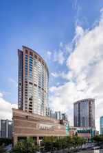 大上海時代廣場，淮海路商業(yè)綜合體的開創(chuàng)者 ——集高端購物中心、國際酒店服務(wù)公寓、甲級寫字樓于一體的時代地標