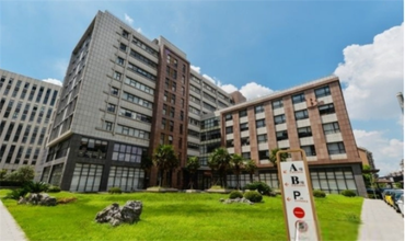 萊茵虹橋中心怎么樣？