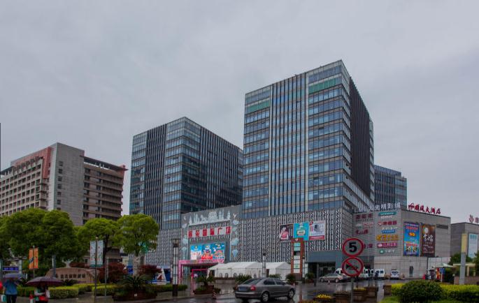 蓮花國際廣場：打造時(shí)尚潮流與高端商業(yè)的完美融合