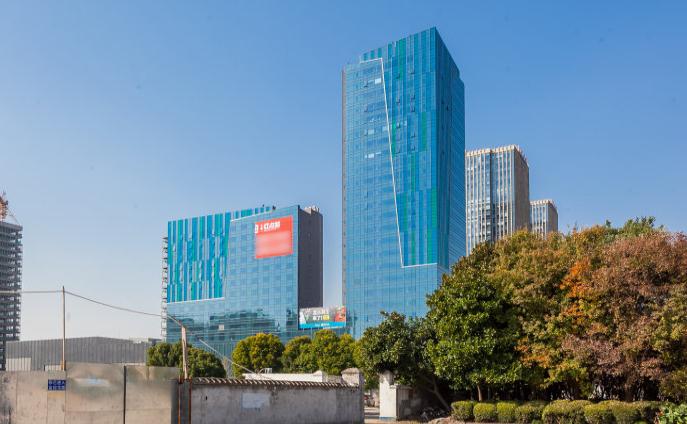 紅點(diǎn)城：商務(wù)與休閑的完美融合，都市生活的典范