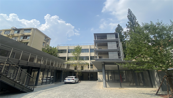 上海黑湖科技園招商熱線：一站式企業(yè)服務(wù)，即刻咨詢！