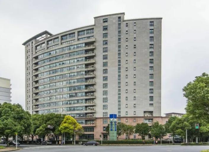 上海蓮花東朔商務中心：奢華大堂+高效電梯，尊享商務體驗