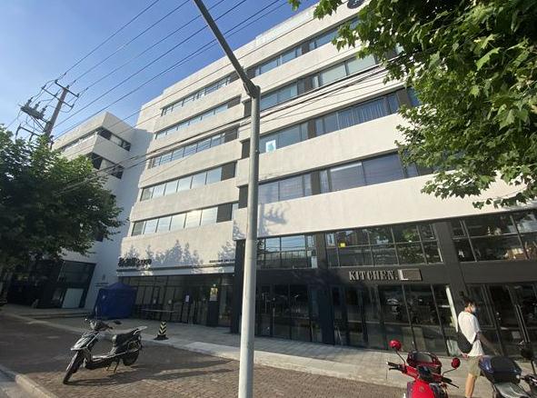 上海越界·凱旋Space辦公新體驗，知名企業(yè)入駐，商務氛圍濃厚