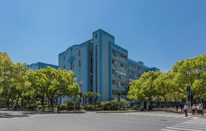 探訪桂中園：4.3米層高，寬敞明亮辦公空間