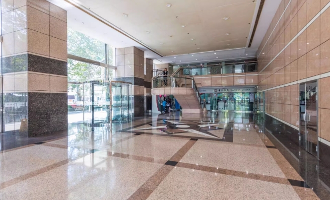 上海CC空間（遠(yuǎn)東國(guó)際廣場(chǎng)A棟）：70%得房率，空間利用率高