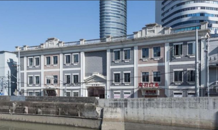 上海虹口區(qū)瑞閣壹號(北外灘111藝術(shù)園)辦公寫字樓招商租賃綜合評估報告：企業(yè)選址決策深度分析